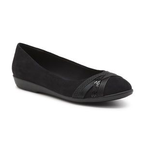 G.H. Bass & Co. Melissa Flats - Black - 8M - New